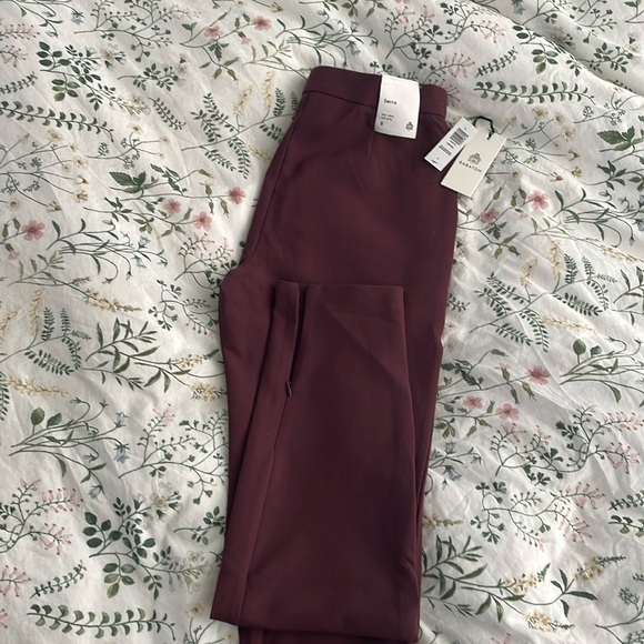 NWOT Babaton Serra pant in Rich maroon in size 8 - Picture 1 of 7